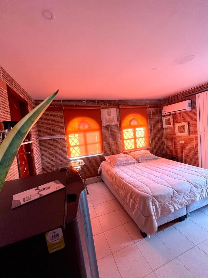Habitacion Con Entrada Independiente Cerca Al Centro Historico Cartagena Bagian luar foto