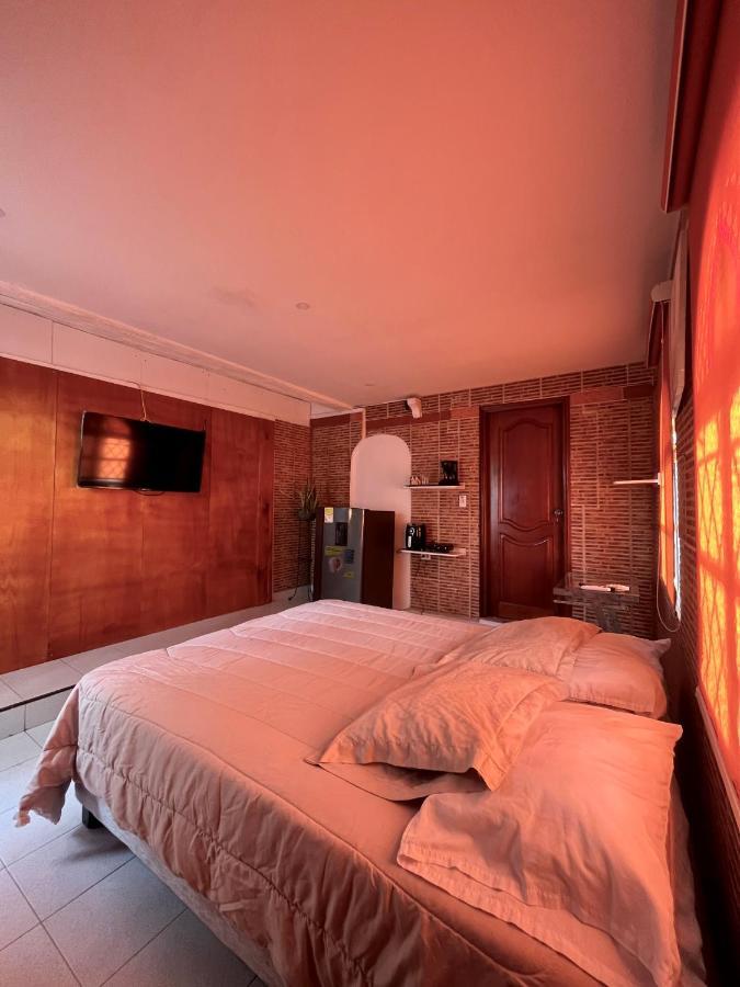 Habitacion Con Entrada Independiente Cerca Al Centro Historico Cartagena Bagian luar foto